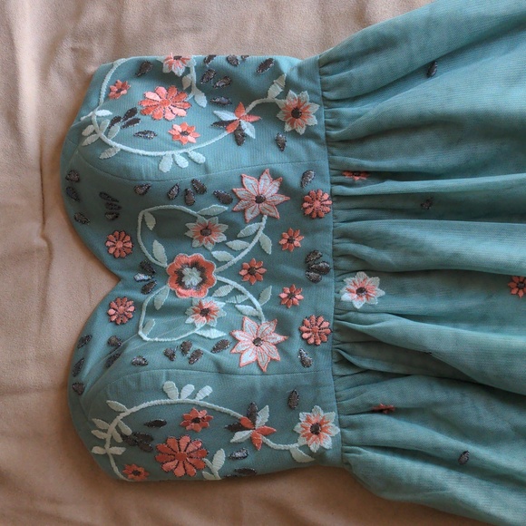 Modcloth Strapless embroidered midi dress - Picture 7 of 14